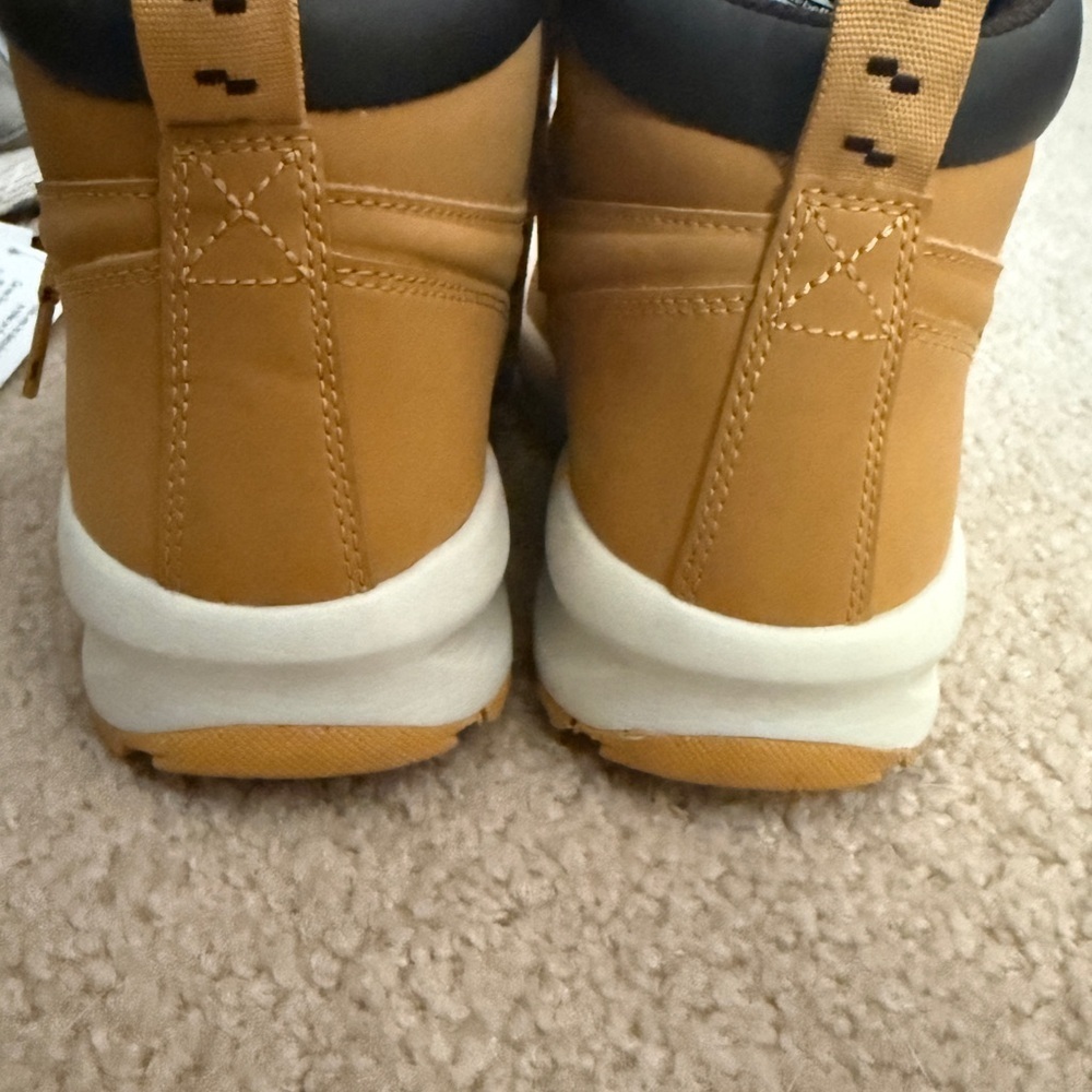 Nike ACG Men's Brown and Yellow Boots - Picture 2 of 4